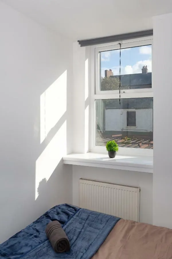 3 Bedroom Apartment Newcastle City Centre 0*, Newcastle upon Tyne United Kingdom